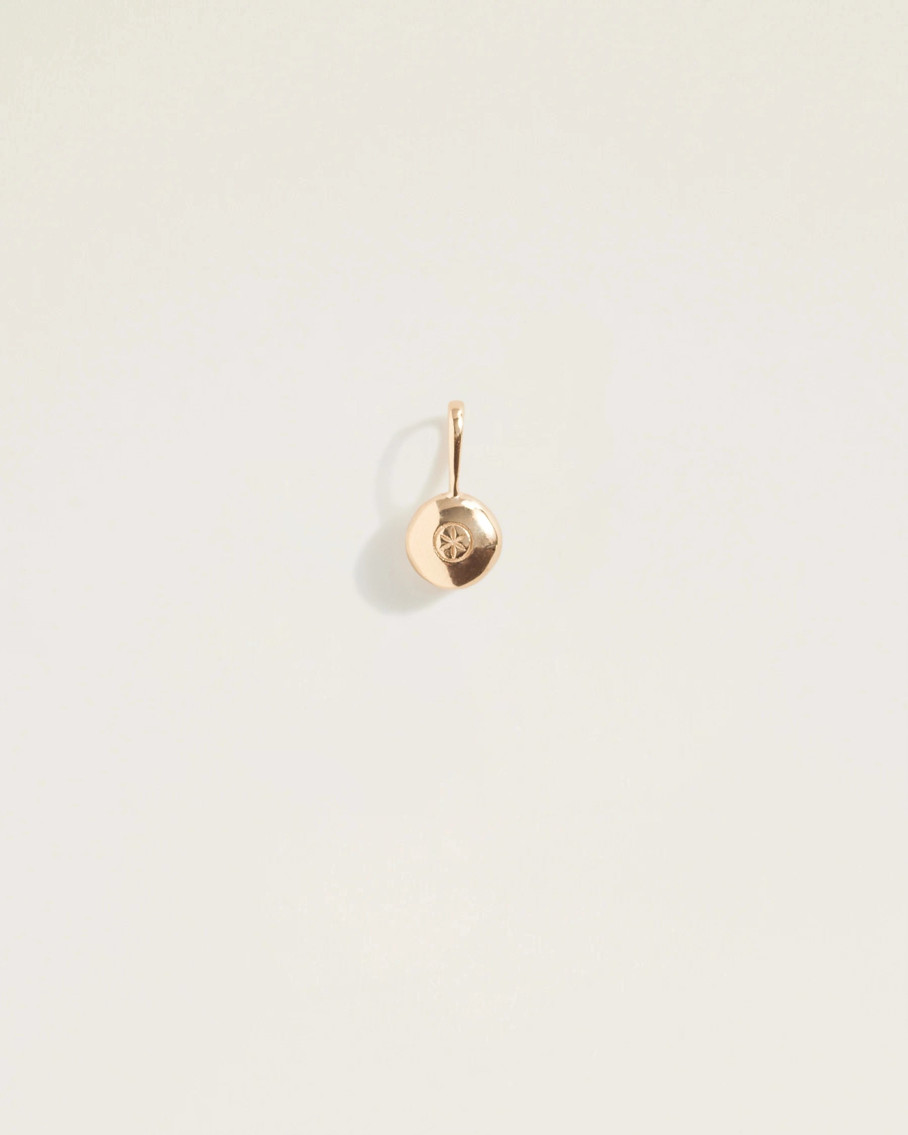 The April Birthstone Protection Amulet – Diamond