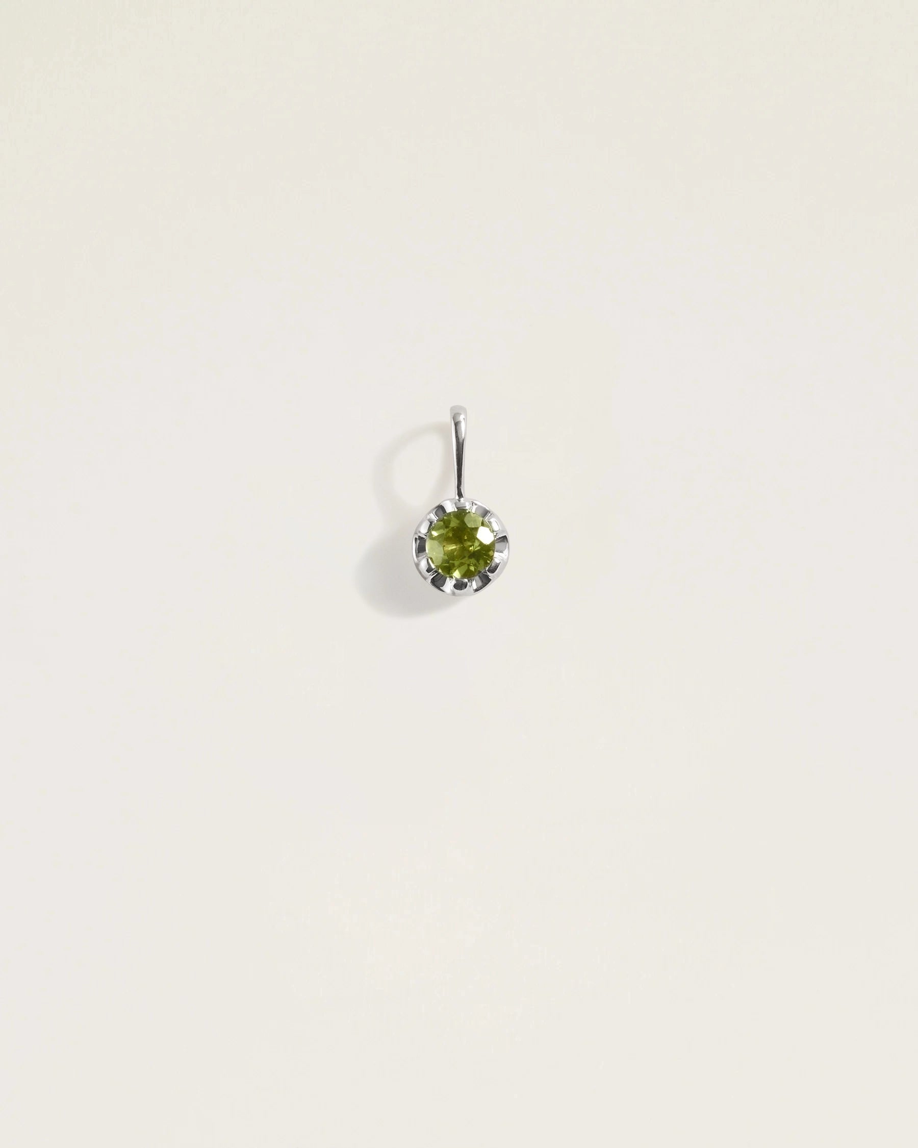 The August Birthstone Protection Amulet – Peridot