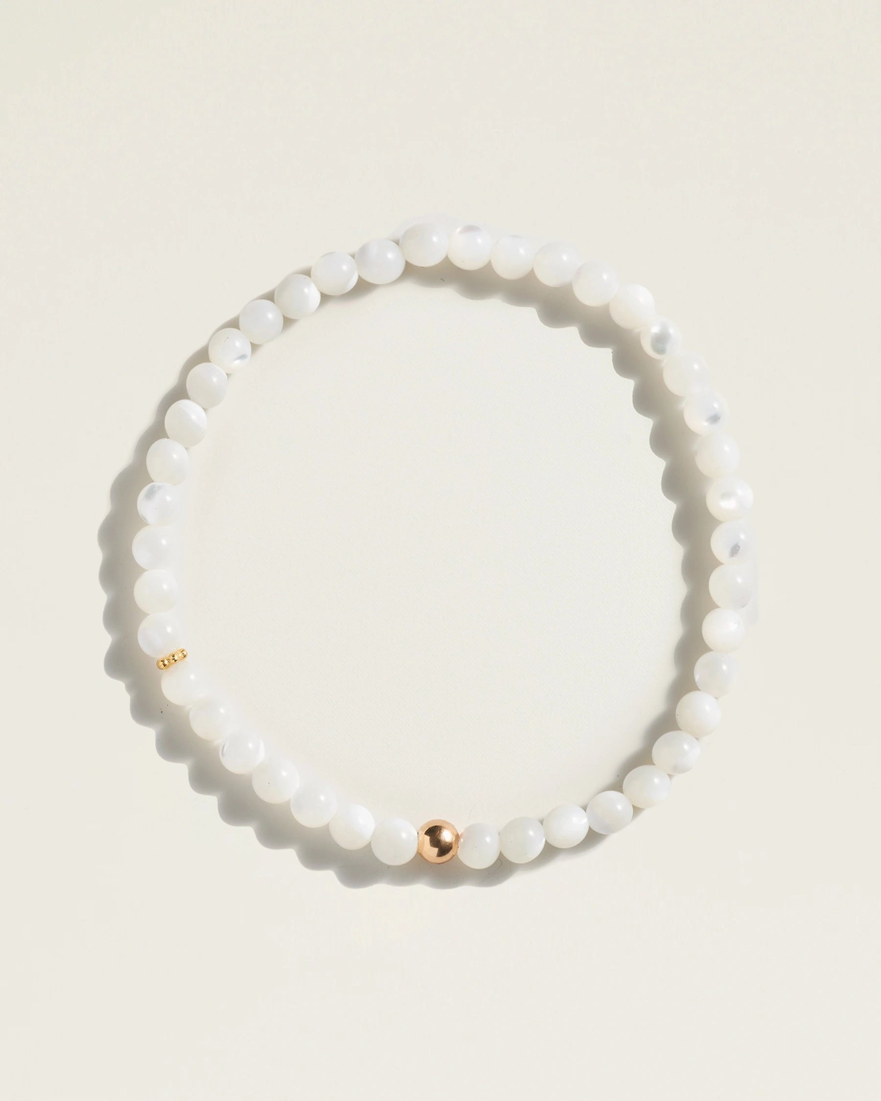 The Classic Bracelet in Mother of Pearl